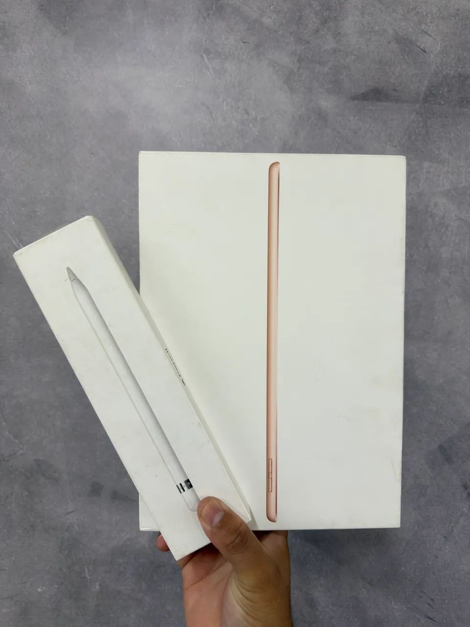 iPad 8º geração c/ Apple pincel e teclado  - Foto 4