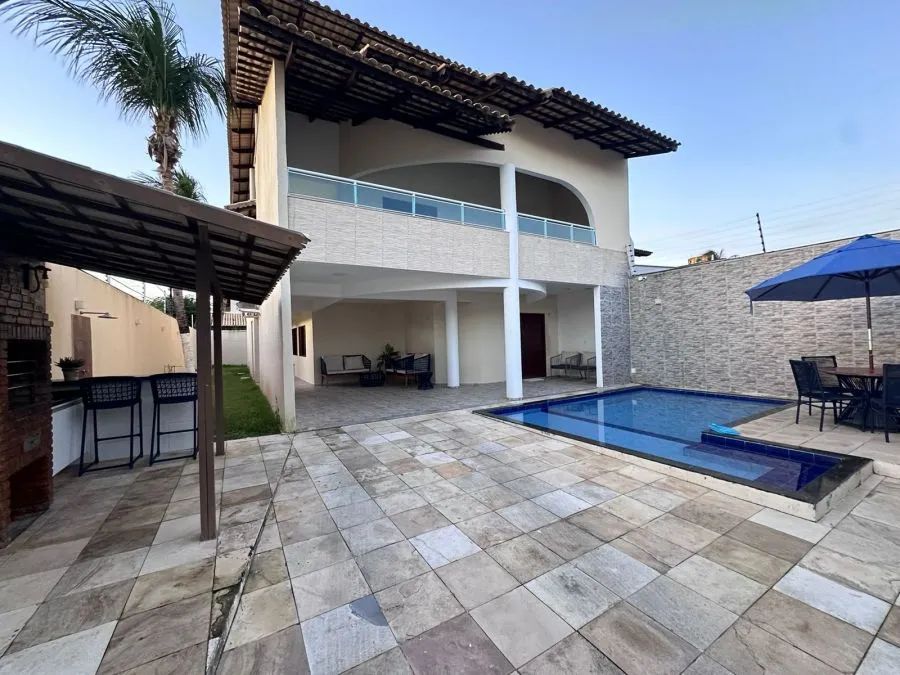 Casa triplex no Edson Queiroz, 360m² de área construída