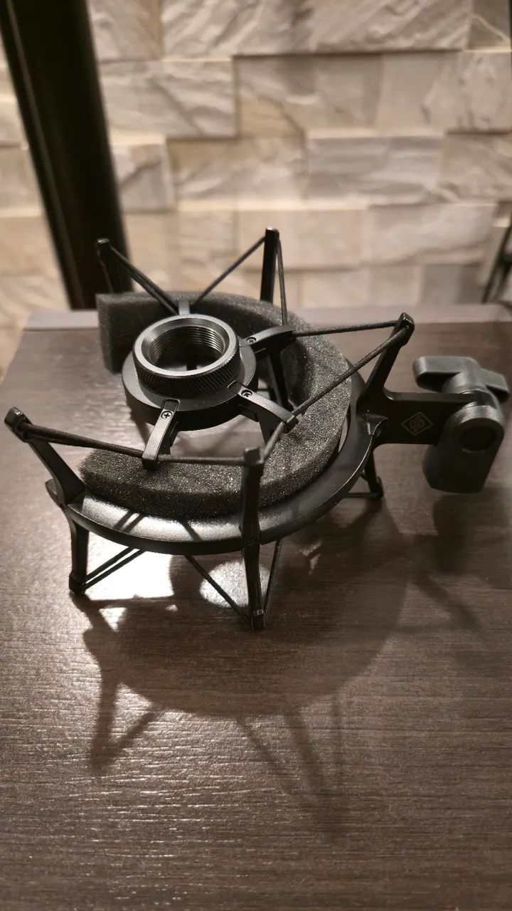 Neumann EA 4 Shockmount