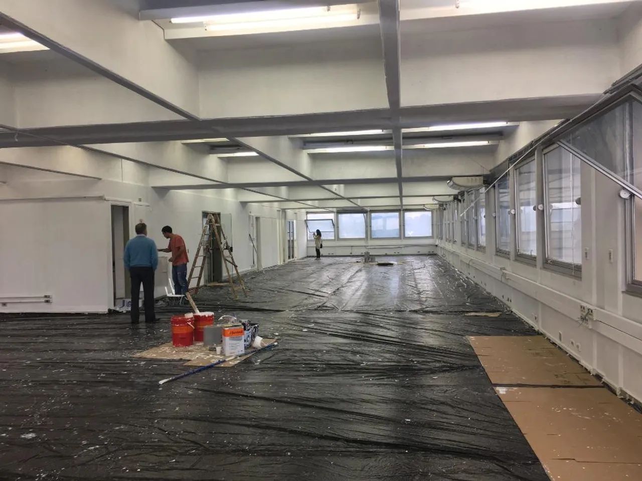 Andar 415,93m² Área Privativa; 7 Vagas de Garagem
