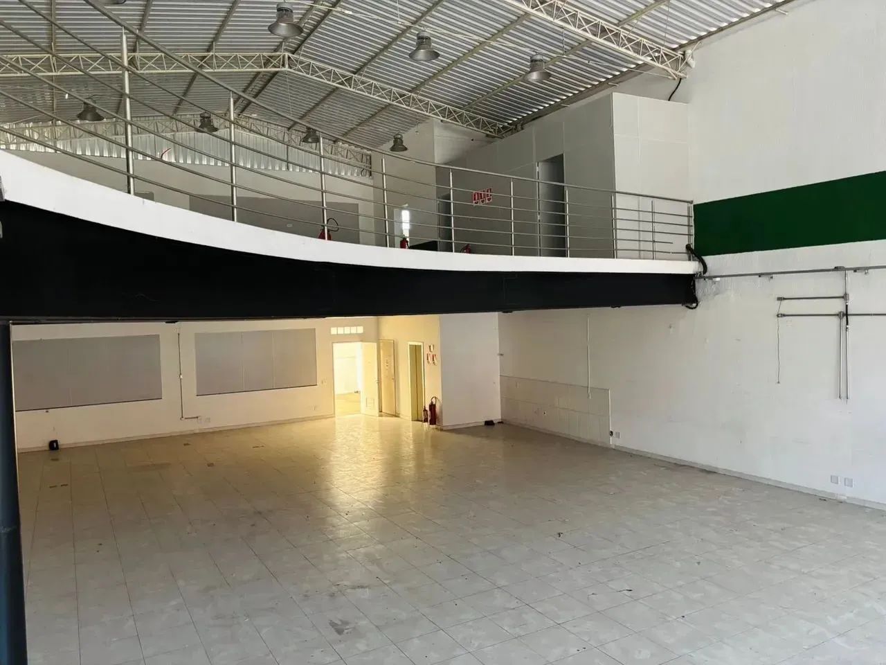 salão com mezanino - Foto 5