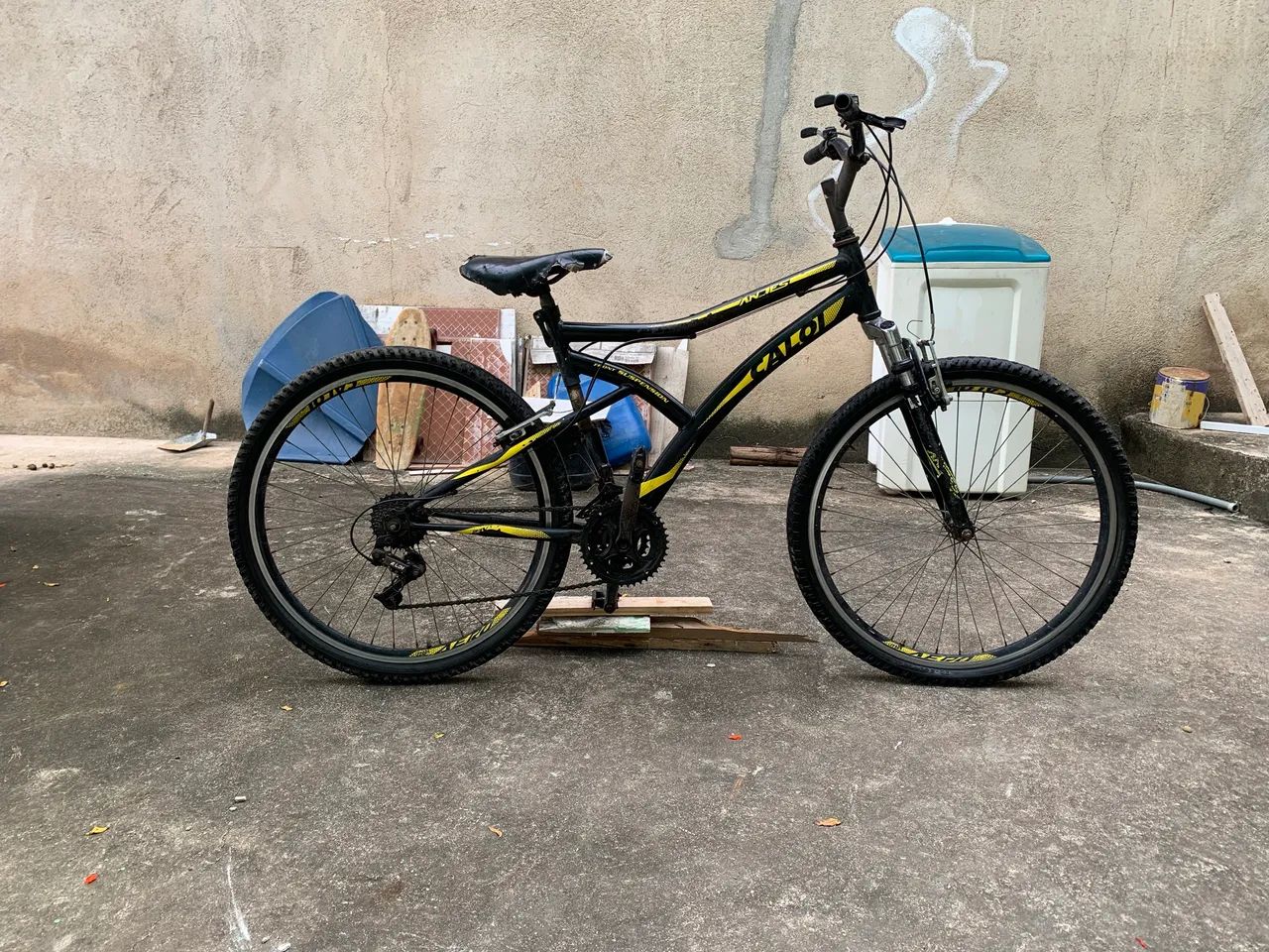Vendo bicicleta CALOI ANDES