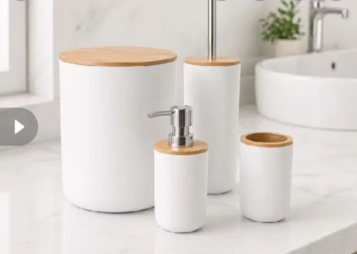Kit de banheiro de bambu