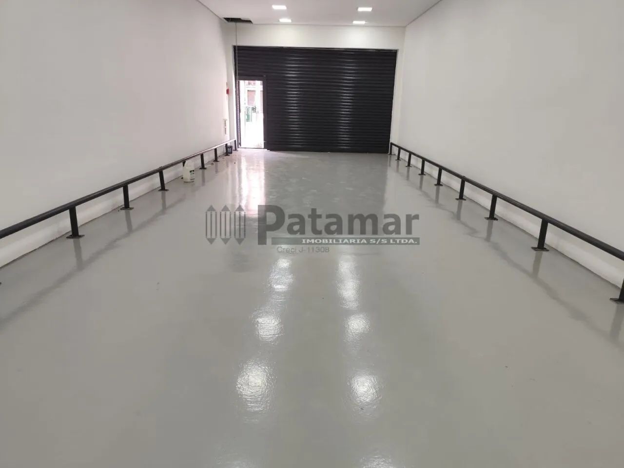 Bela vista loja comercial totalmente reformada com 153 metros quadrados. - Foto 2