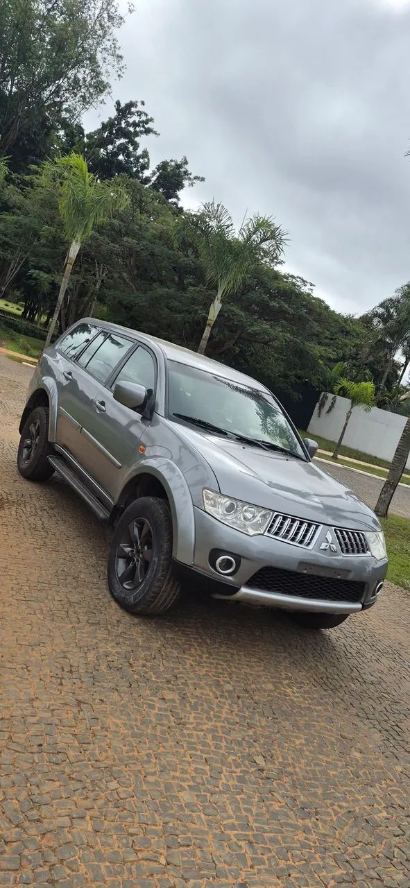 Mitsubishi Pajero 2013