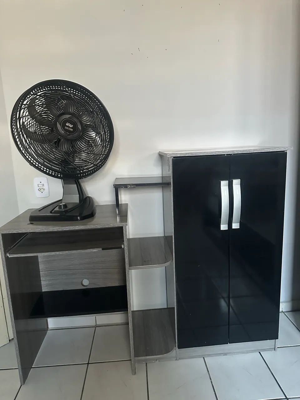 Escrivaninha  MDF nas cores preta e cinza - Foto 2
