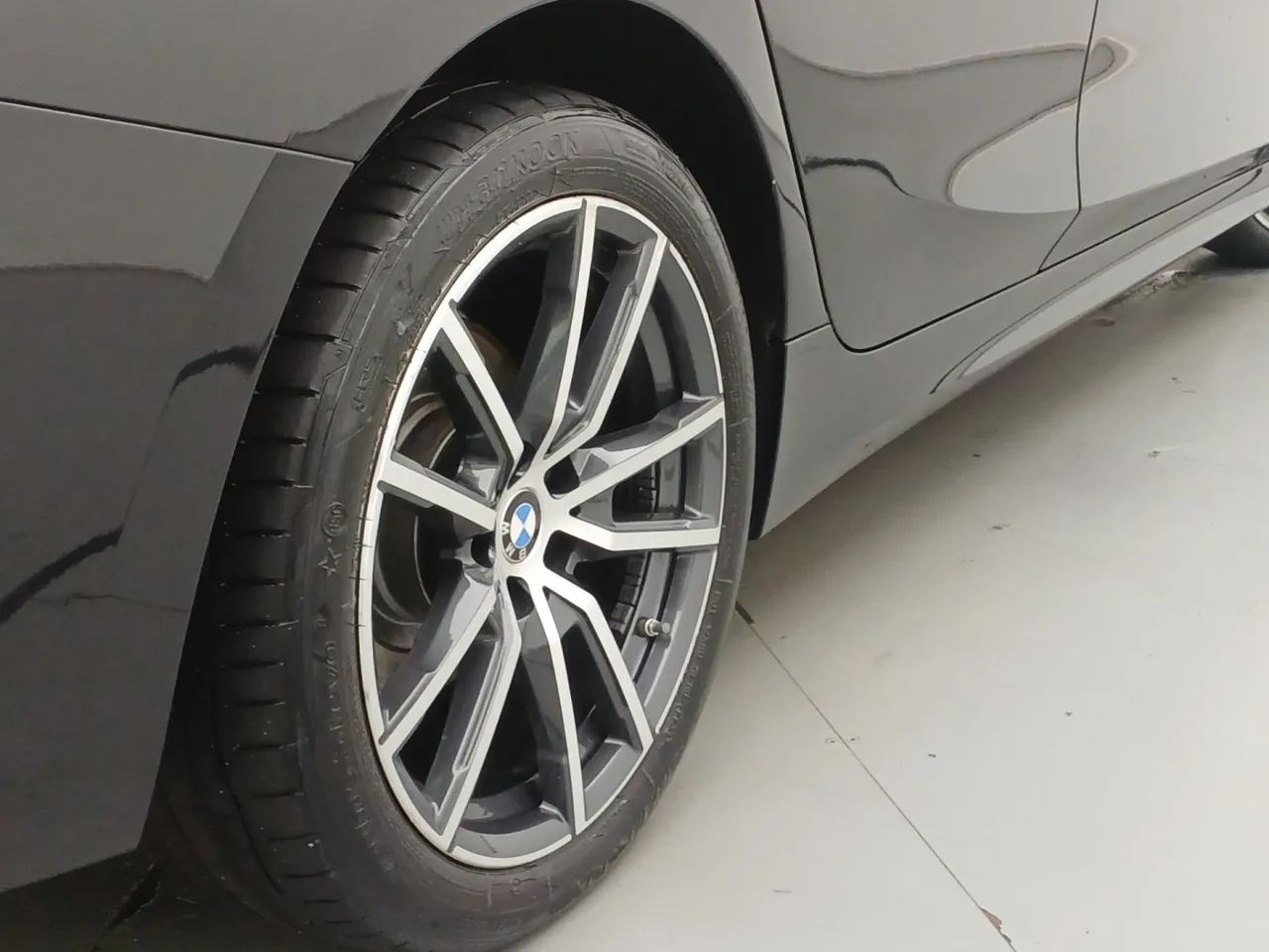 BMW Série 3 320i, foto 14 de 18