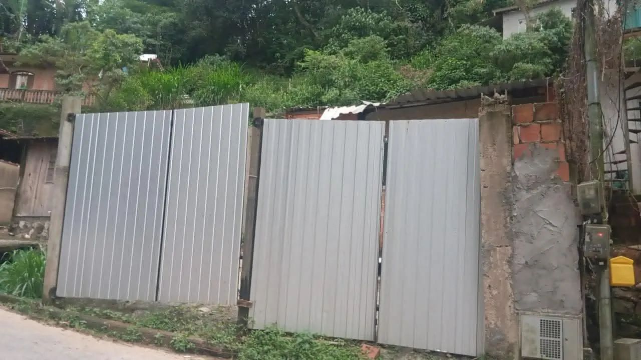 Terreno , carro