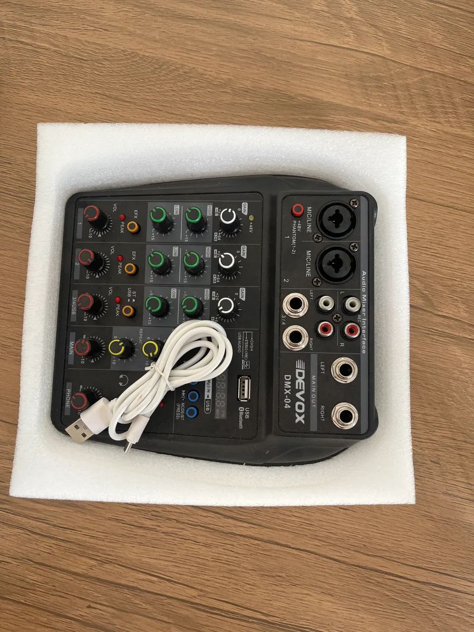 mixer de áudio Devox DMX-04 - Foto 2