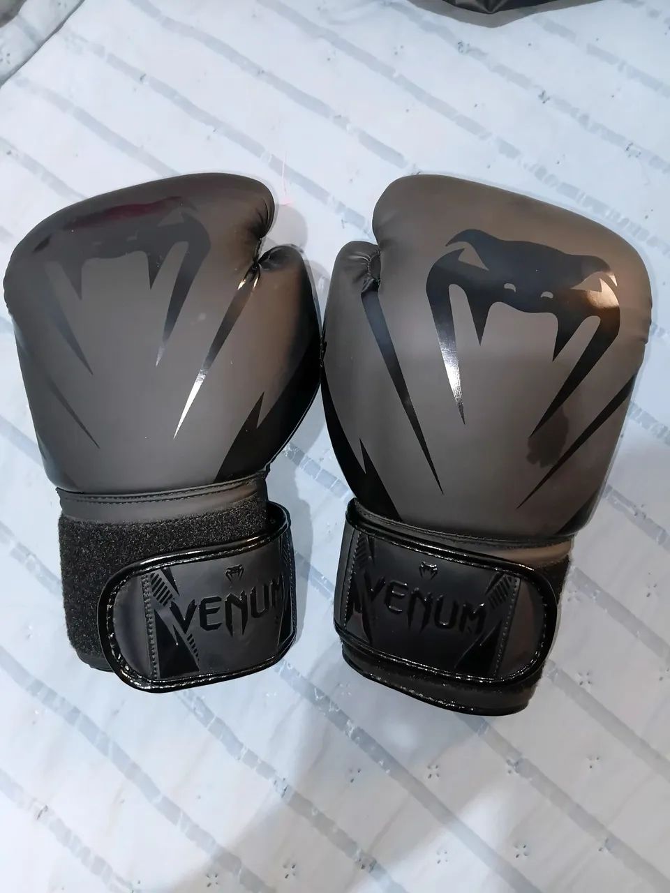 ? Luva de Boxe Venum 10 Oz Original - Excelente Estado
