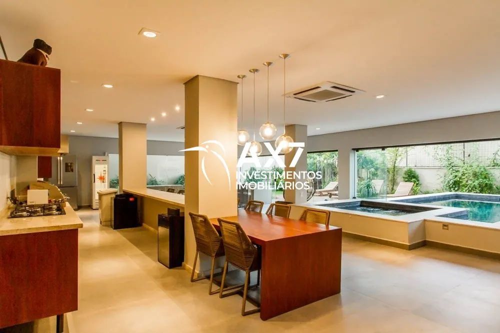 Casa com 5 Quartos e 6 banheiros à Venda, 645 m² - Foto 4