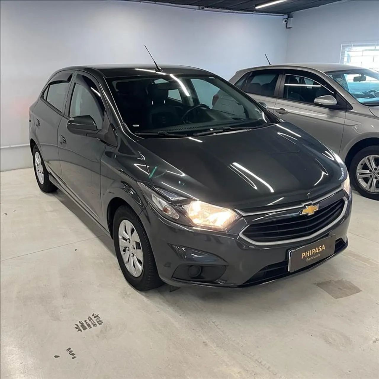 Chevrolet Onix Hatch LT 1.0 8V Flex Mec. 4P 2019 - Foto 2