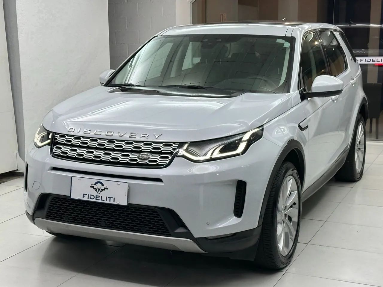 Land Rover Discovery Sport 2020