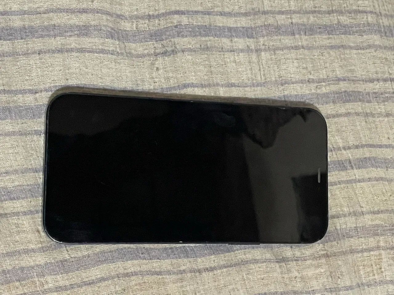 iPhone 12 , 64 gigas .. Apple , smartphone,  - Foto 2