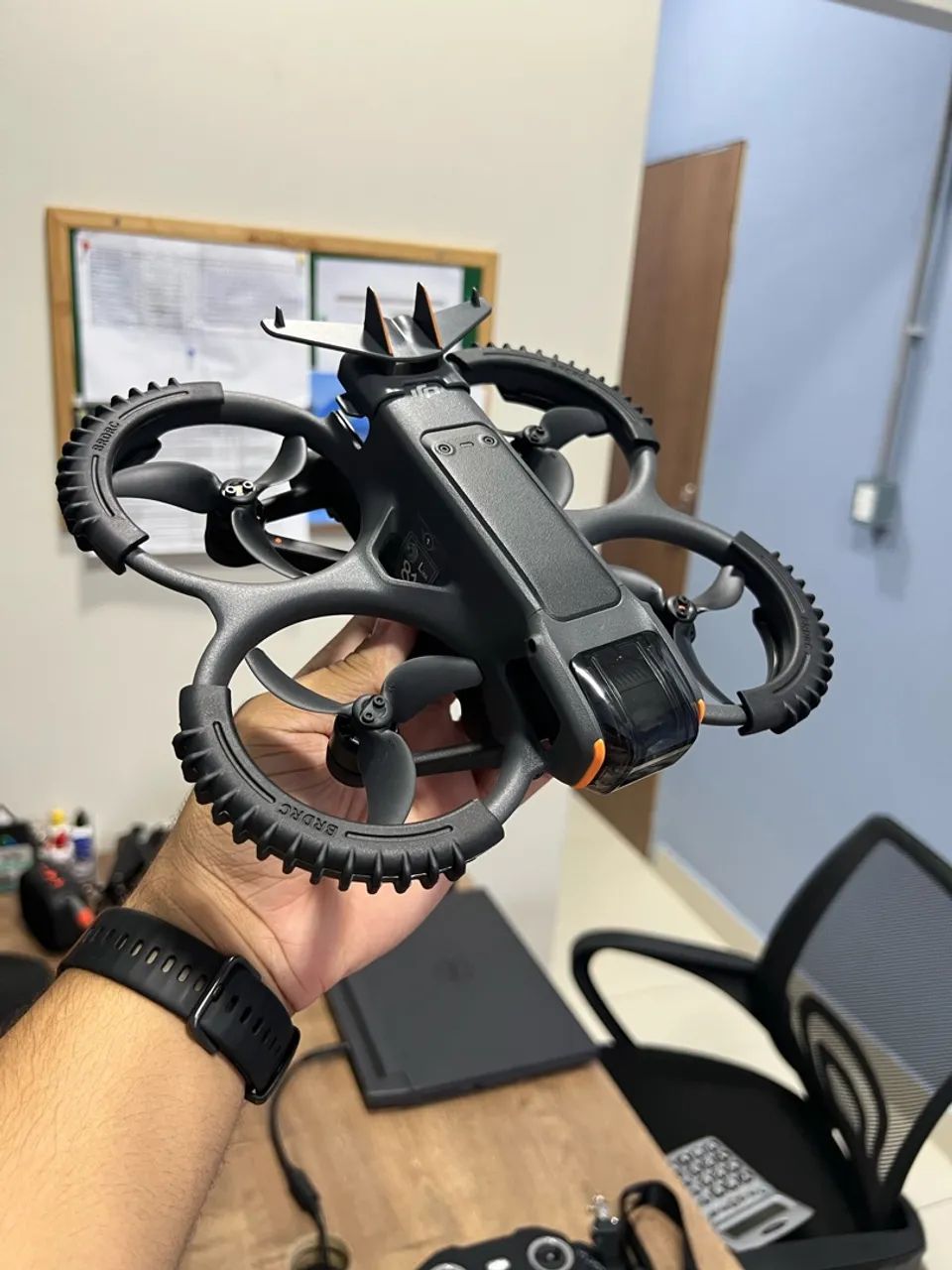 DJI AVATA 2 | COMBO FLY MORE | 3 BATERIAS - Foto 4