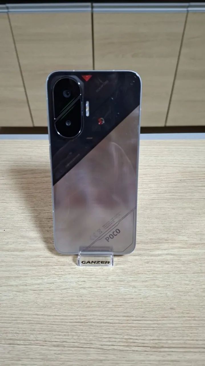 Poco f7  - Foto 2