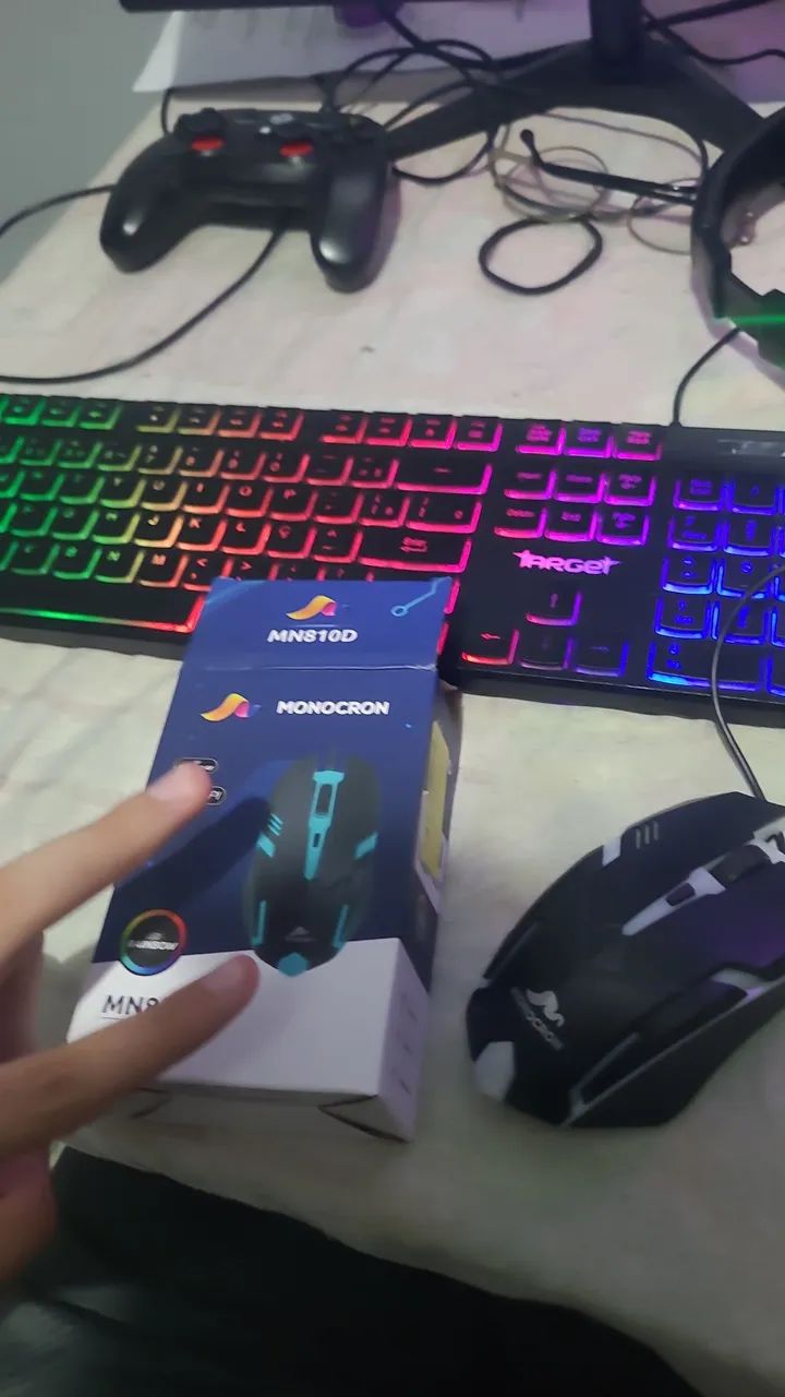 Mouse gamer novo 2400 de dpi - Foto 2