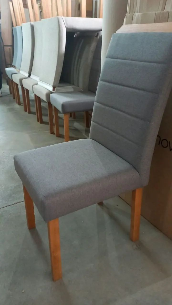 Cadeiras estofadas pronta entrega madeira eucalipto linho - Foto 3