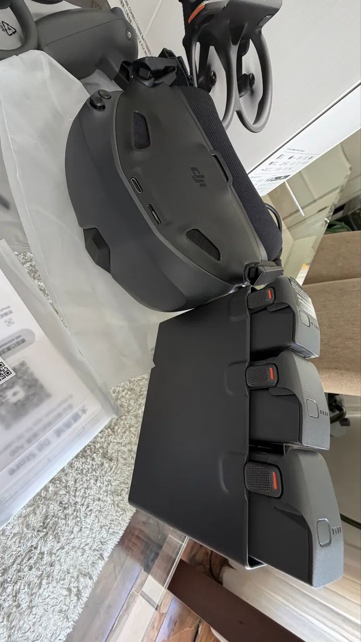 Drone DJI Avata 2 - Fly Smart Combo com óculos N3 e controle Motion 3 - Foto 3