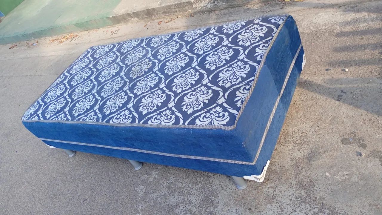 Vendo cama box de solteiro  - Foto 2