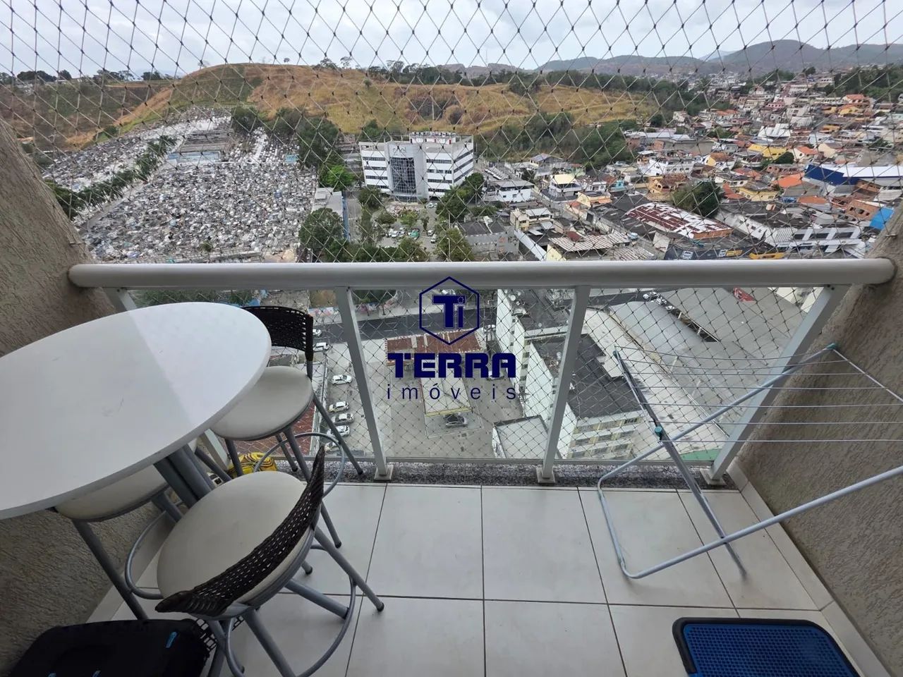 Apartamento com 2 quartos, sendo uma suíte, em andar alto. - Foto 4
