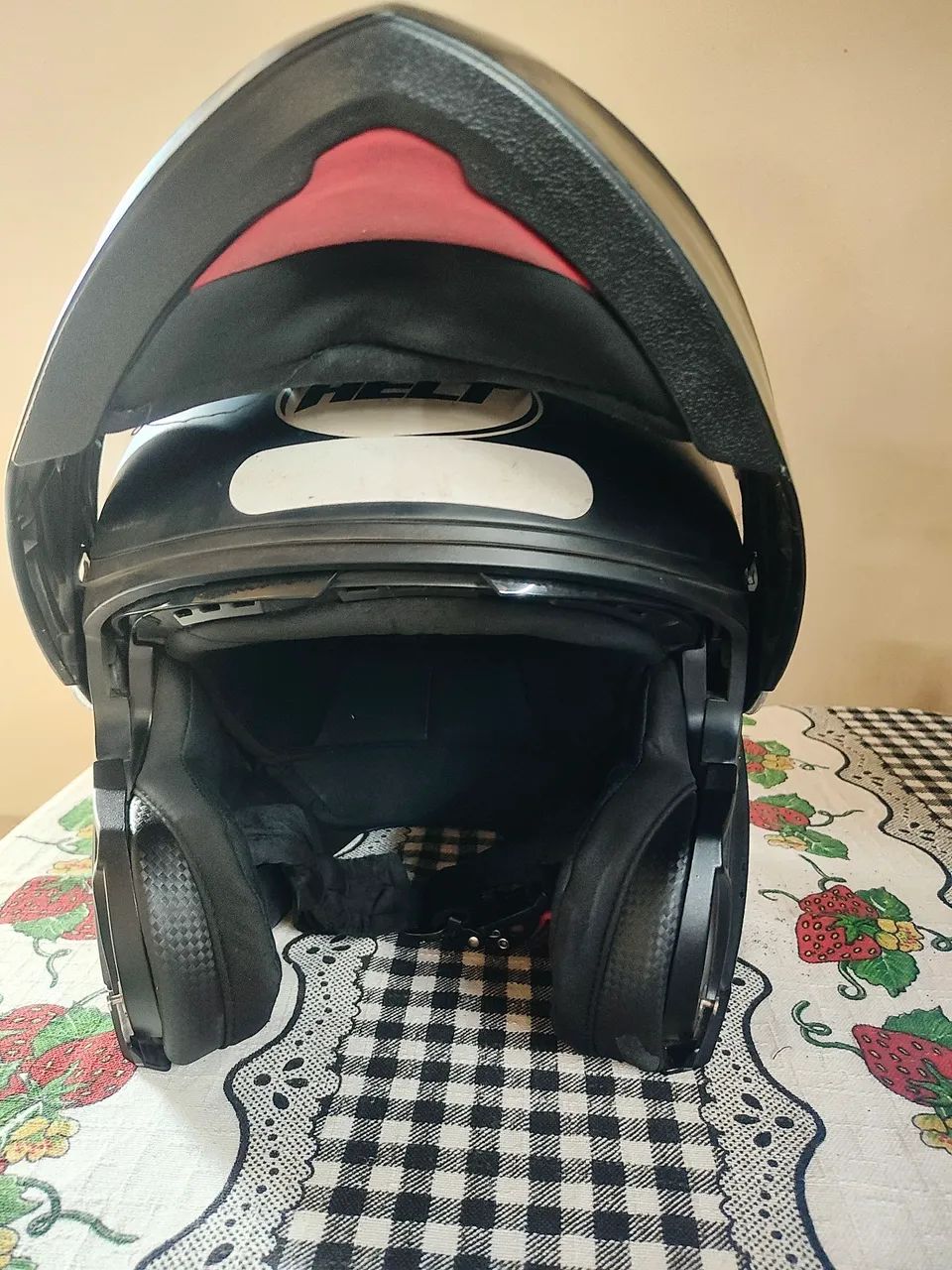 Capacete Helt escamoteável N.60
