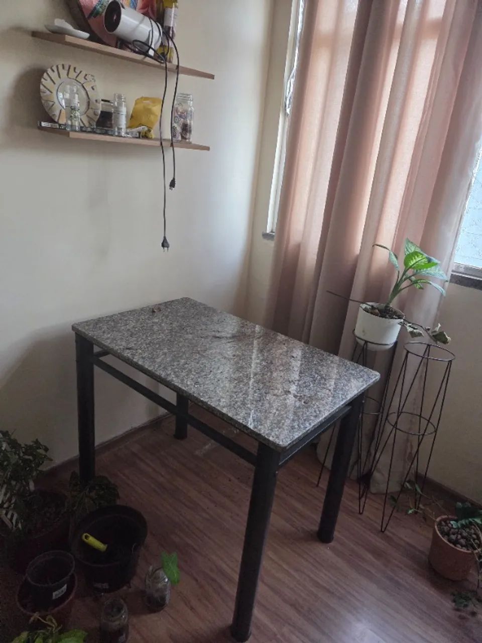 Mesa de jantar quadrada - Foto 3