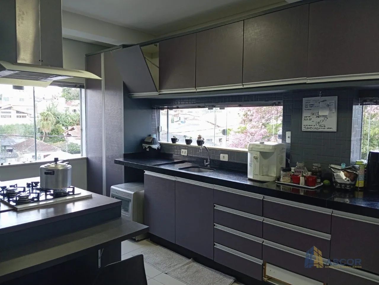 Casa à venda na Agronômica, Florianópolis