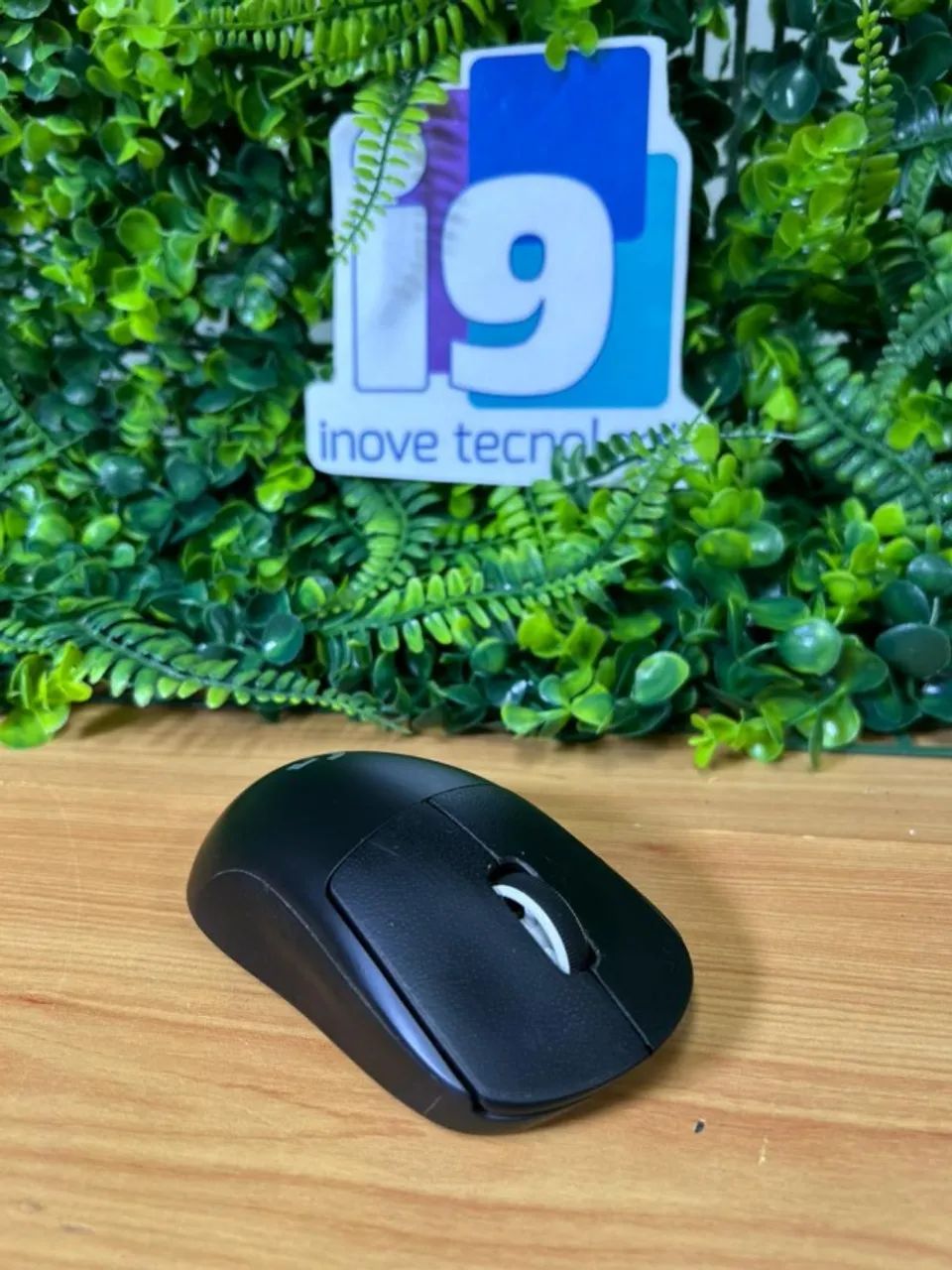 Mouse Logitech G  Pro Wireless  RGB LIGHTSYNC Seminovo com marcas de uso    - Foto 4