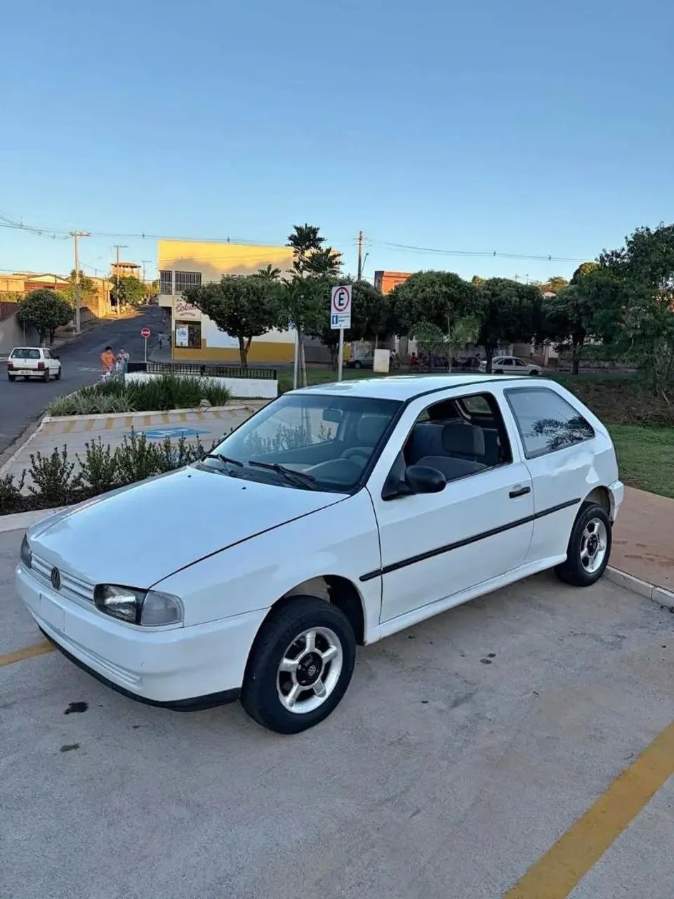 Volkswagen Gol Geração II 1000 Plus 8V 50cv Gasolina Mec. 2P 1996 1996