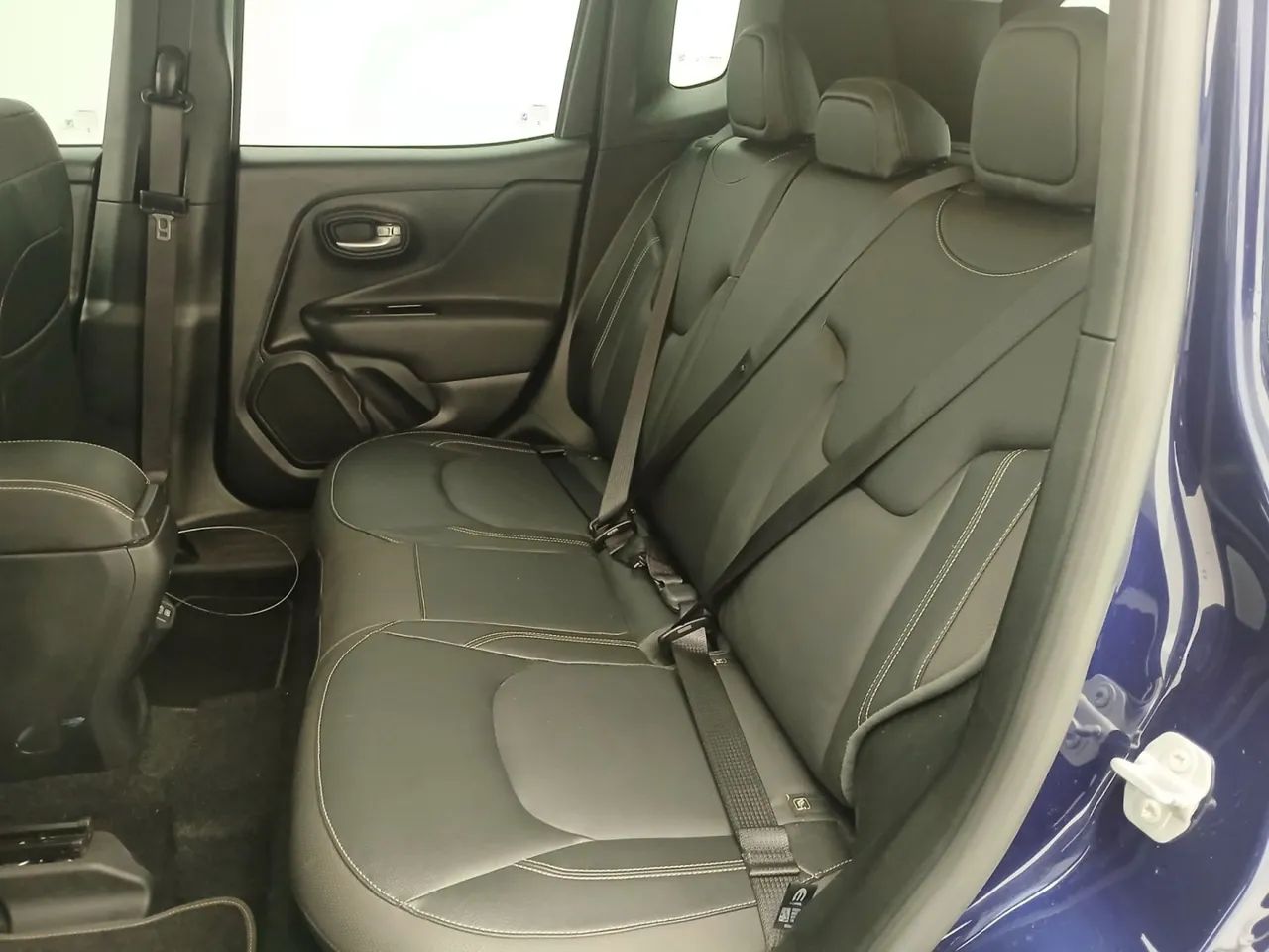 Jeep Renegade Long. T270 1.3 TB 4x2 Flex Aut., foto 17 de 18
