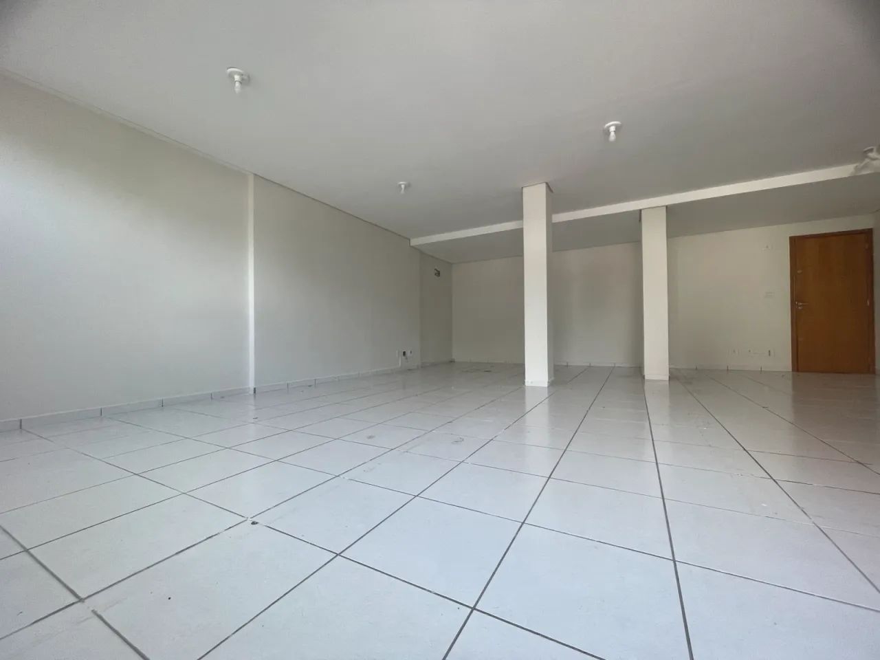 Sala comercial na Rua Santos Dumont com 56m² | Maringá-PR - Foto 4