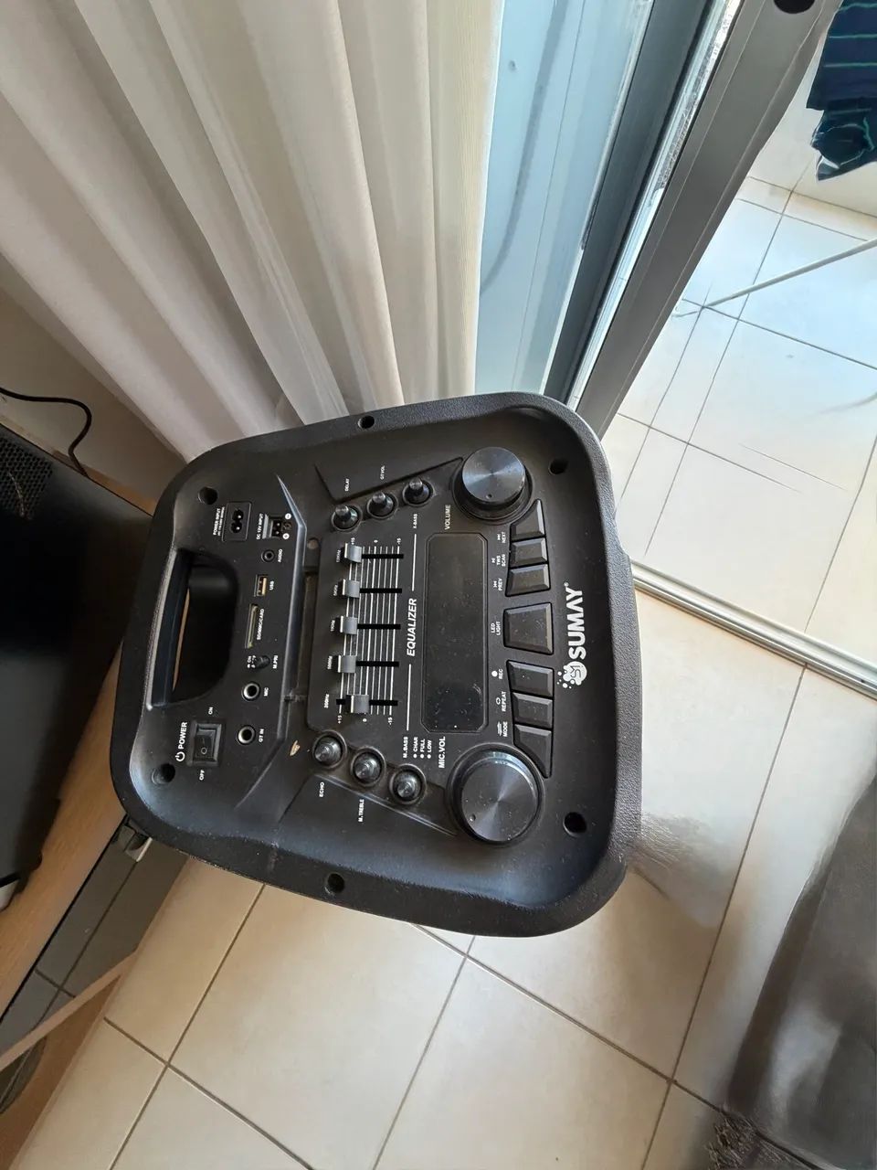 Vendo caixa Amplifificada