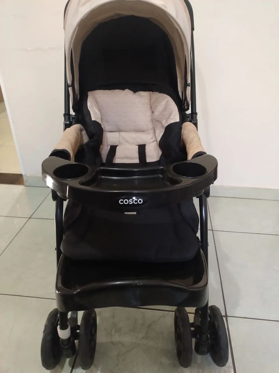 Carrinho e bebê conforto 