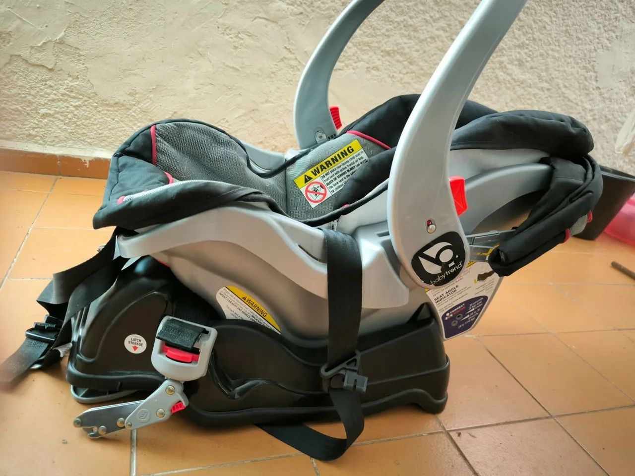 Carrinho jogger com bebê conforto - Foto 3