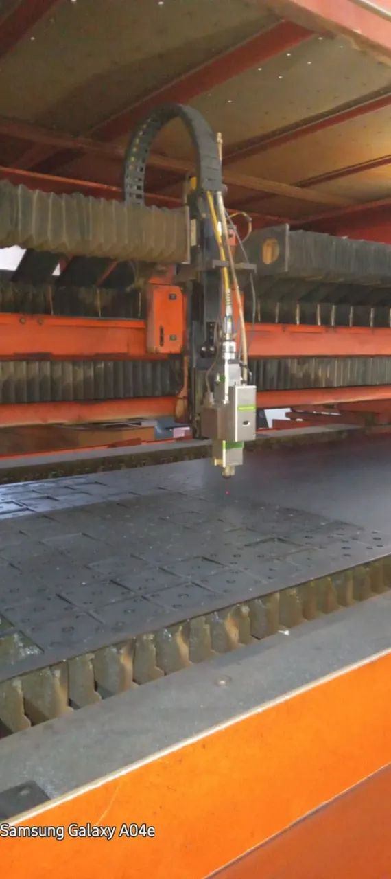 Maquina Corte Laser Fibra 2000 watts - Foto 2