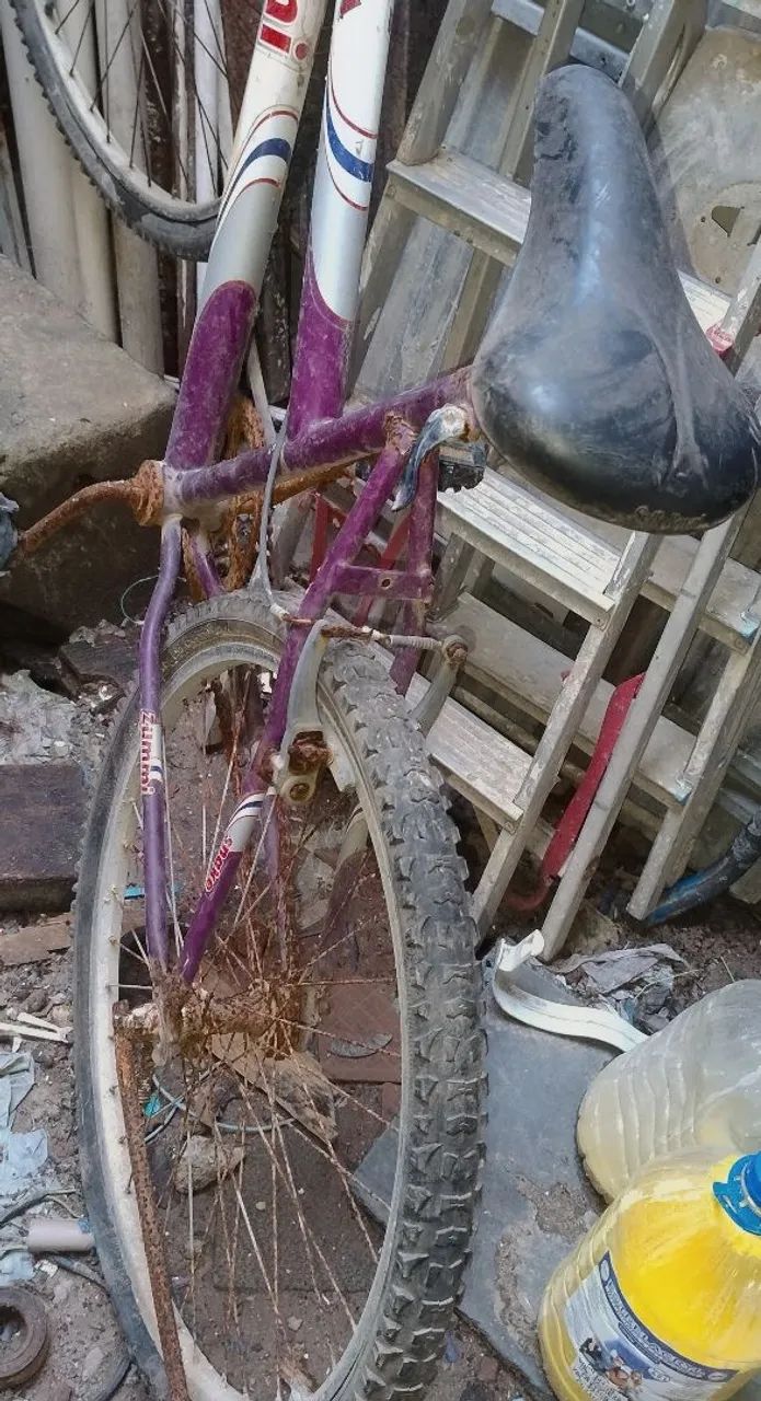 Vendo uma bicicleta aro 29 - Foto 3