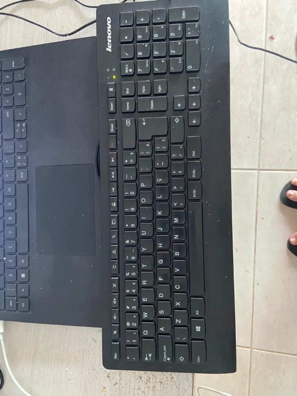 ? Teclado Lenovo Original com Fio - Resistente e Funcional! ?