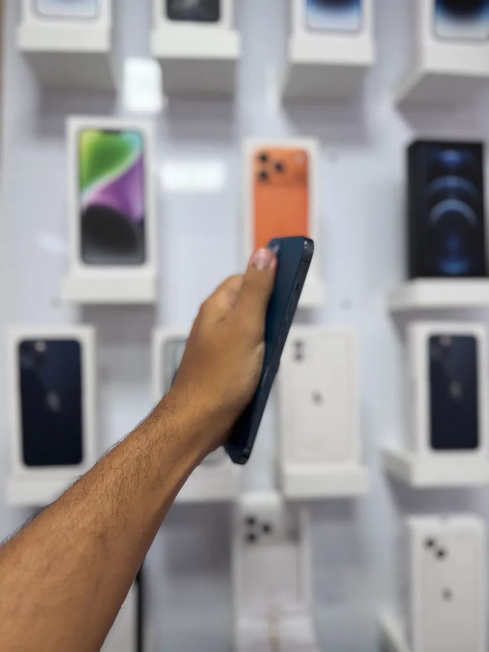IPHONE 12 PRO MAX 128 GIGAS AZUL COM CAIXA  - Foto 4
