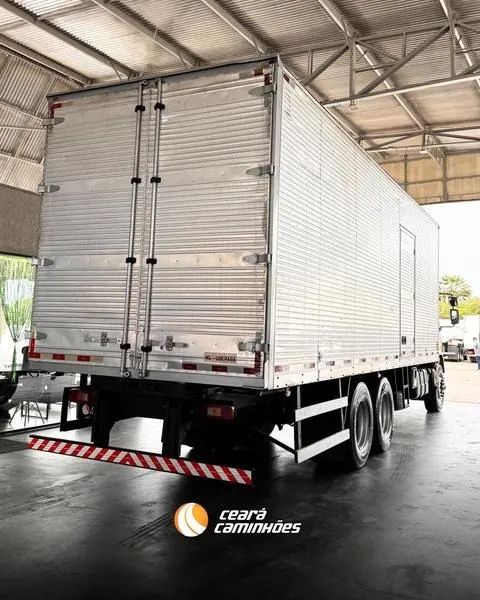 VOLVO VM 270 6X2R - Foto 5