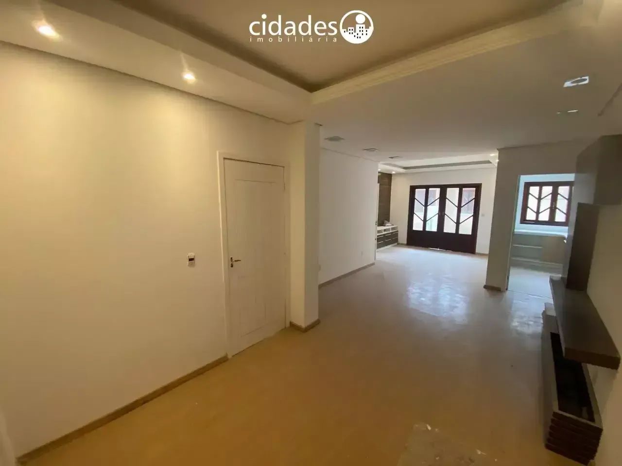 Locação de casa de 3 dormitórios com escritório no Rio Vermelho, Florianópolis - Foto 4