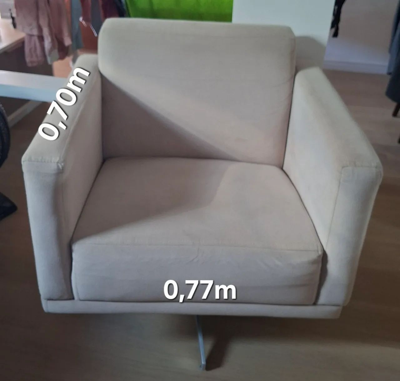 Vendo 2 poltronas 