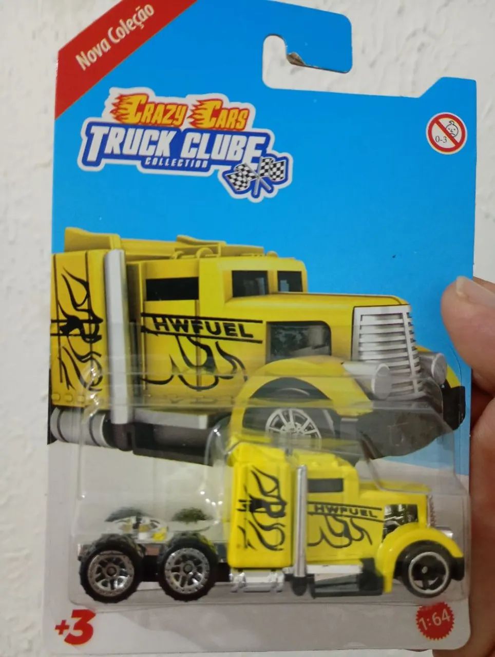 Optimus prime (parecido com Hotwheels) de metal importado  - Foto 3