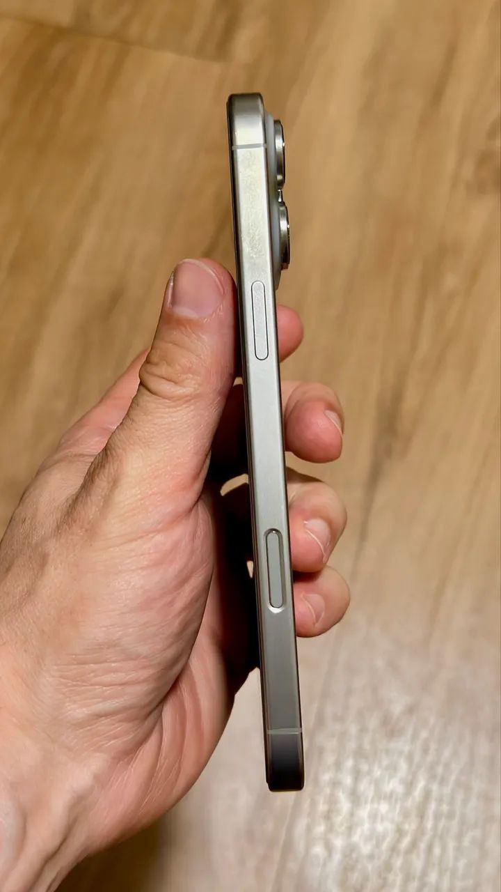 iPhone 16 Pro Max 512gb 91% de bateria IMPECÁVEL  - Foto 5