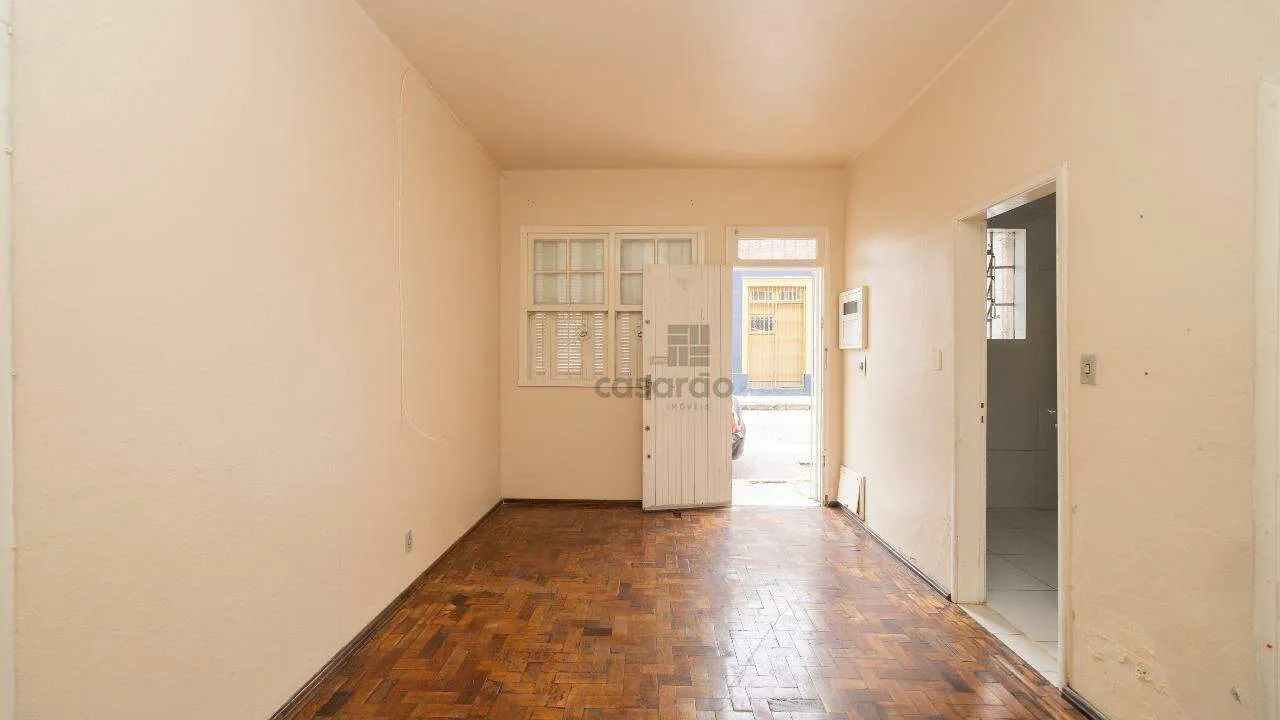 Casa Comercial para Aluguel no Centro de Pelotas  3 Salas e 2 Banheiros - Foto 3