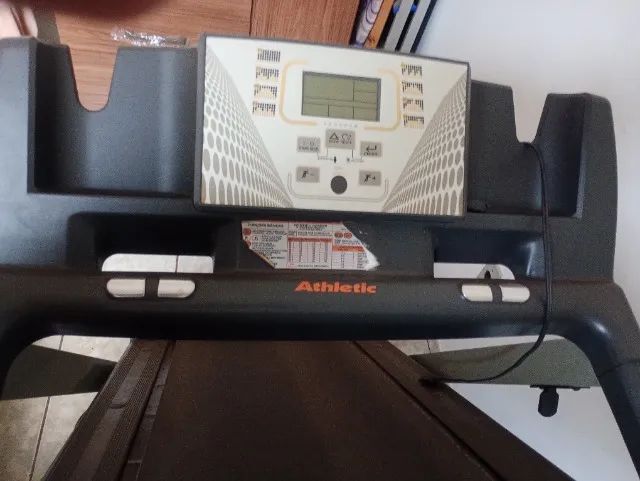Esteira athletic advanced 520EE