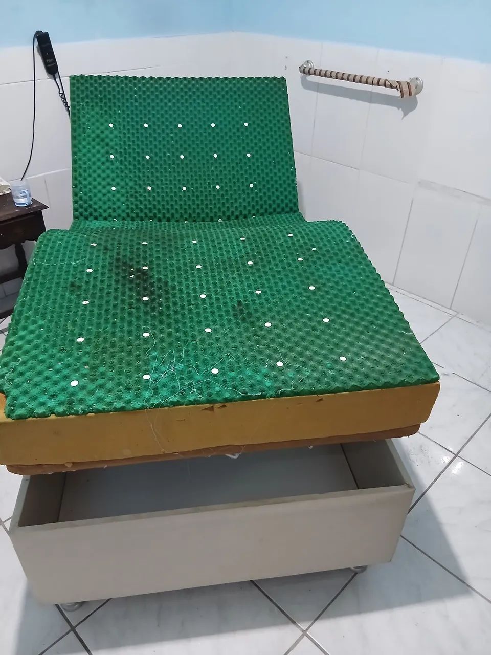 Cama hospitalar elétrica  usada - Foto 3
