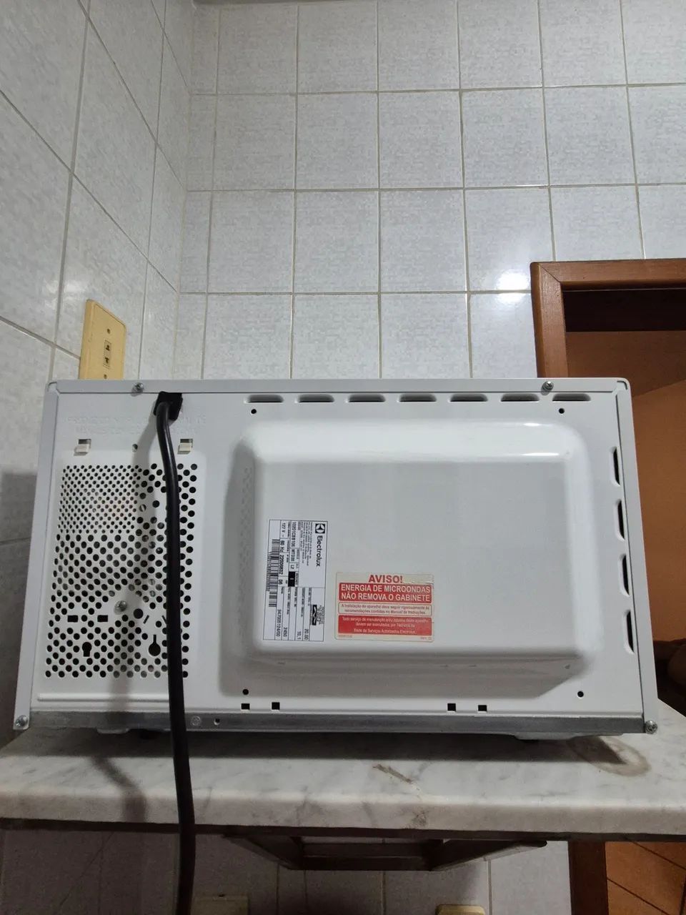 Micro-ondas Electrolux MTD30 20L - Foto 5