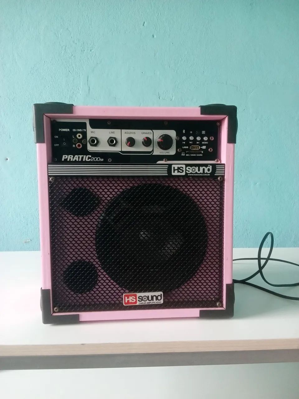 Caixa amplificadora. 
