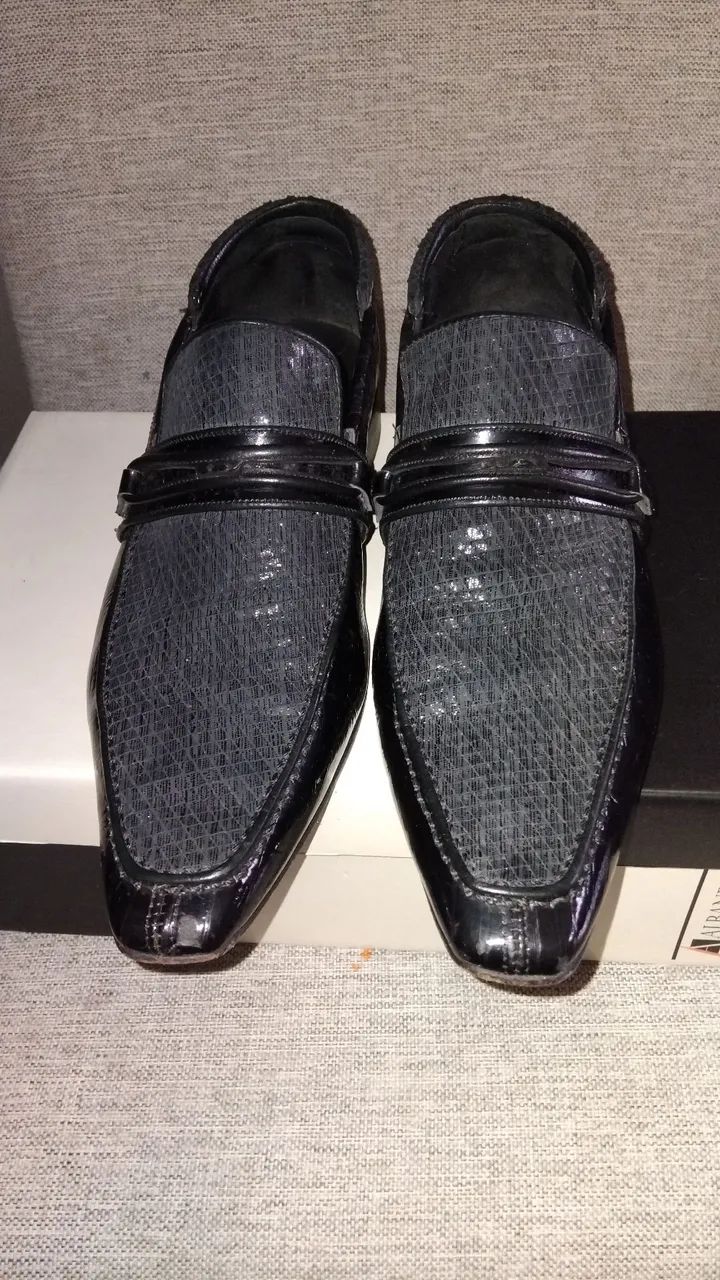 Sapatos masculino. 
